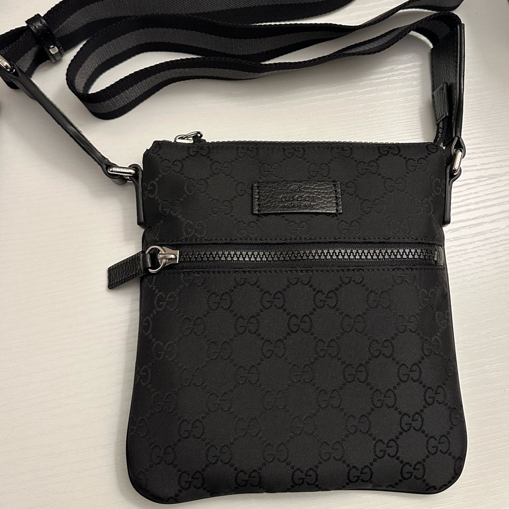 Gucci Black Nylon GG
Crossbody Messenger Shoulder Bag